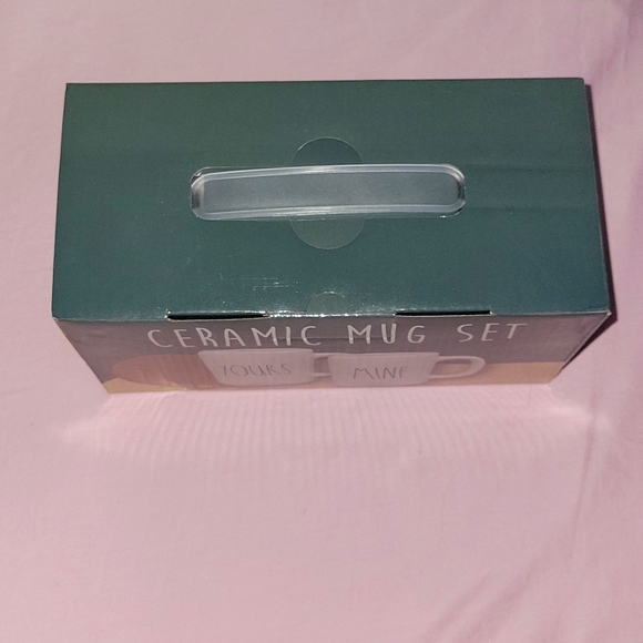 Cute Ceramic Mug Set - Picture 2 of 3